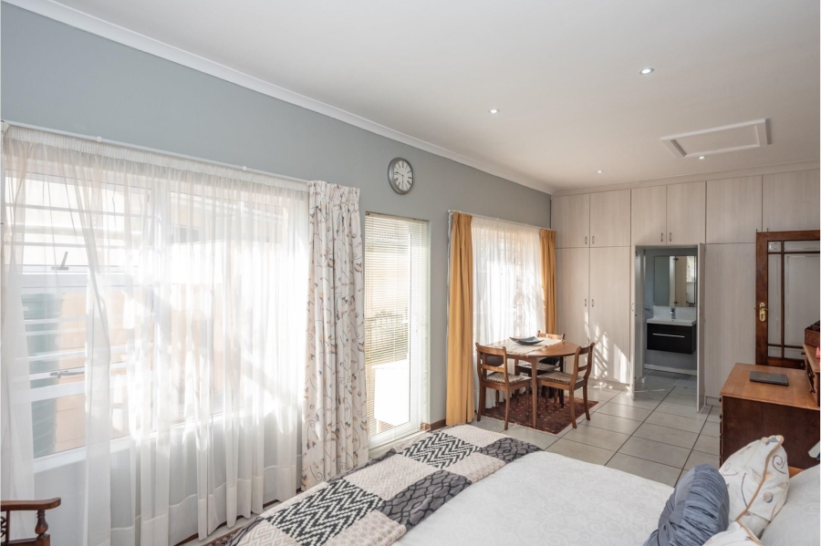 4 Bedroom Property for Sale in Vanes Estate Eastern Cape